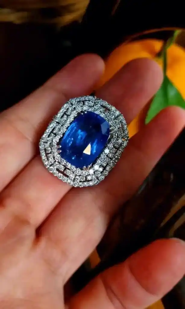 15克拉无烧浓郁矢车菊蓝宝石钻戒 蓝宝戒.矢车菊缅甸蓝宝石钻 - 抖音