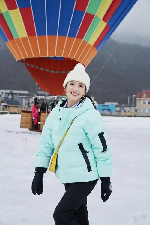 治矫达人刘涛展团长力瞬间 造型借鉴性高网友求抄时尚经