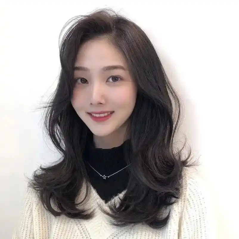 中长发造型烫.#造型烫[话题]# 中长发烫发广州做头发哪里好 - 抖音