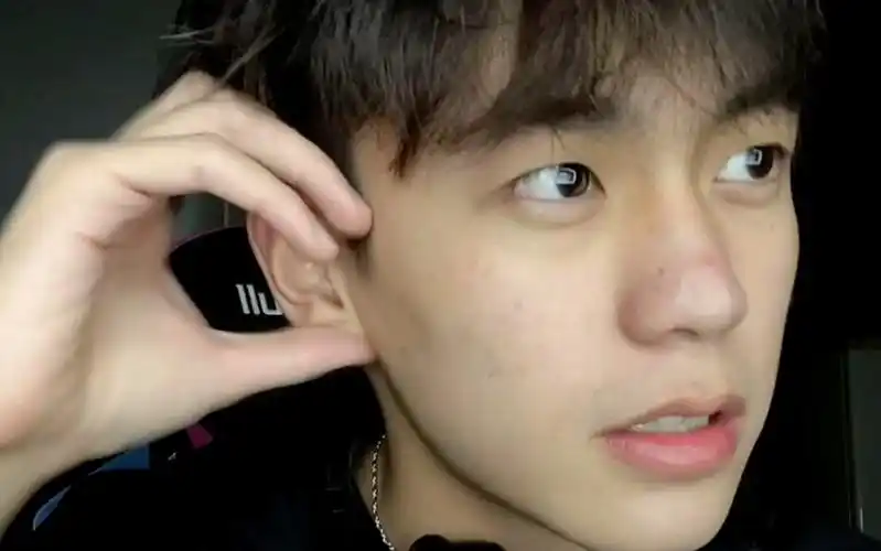 余庆伟人鱼线的pdd53晚54凌晨直播录屏