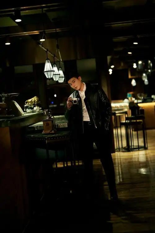 欧豪黑色皮衣a感##欧豪机车风皮衣