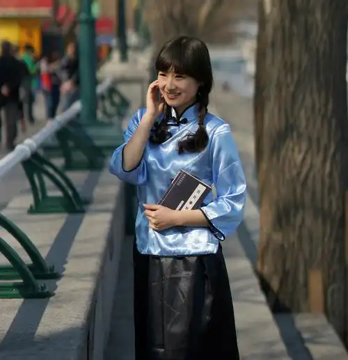 民国学生装演出服女五四青年装女民国风女装毕业照服装班服表演服