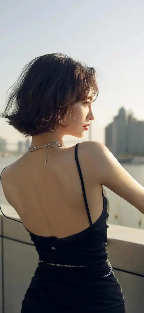 明星壁纸许佳琪