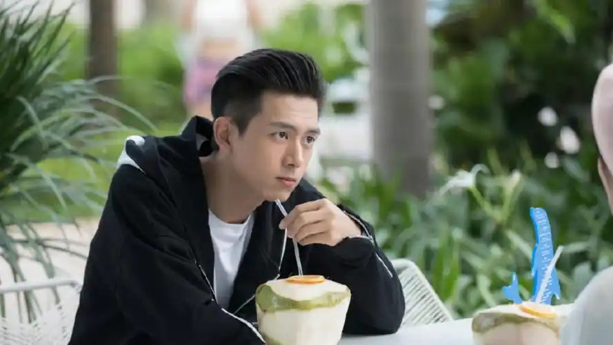 复合前后的gun神变化明显看韩商言笑容逐渐增加