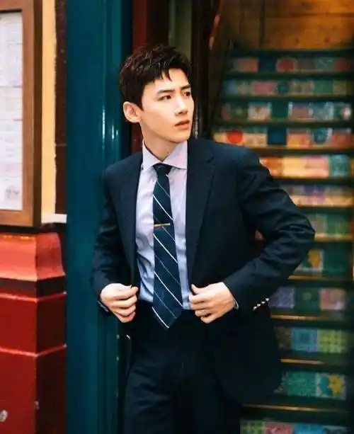 原创《这就是灌篮》白敬亭正式登场,结果找不到兜,实在太可爱了