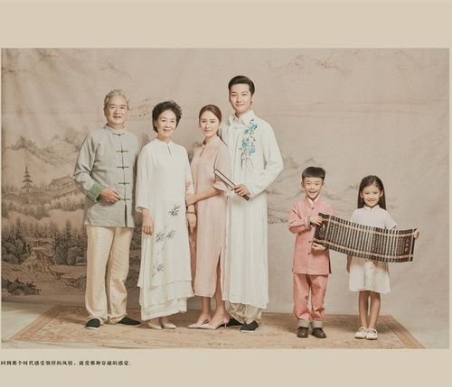 影楼摄影全家福拍照服装展会服饰一家人合影衣服亲子装