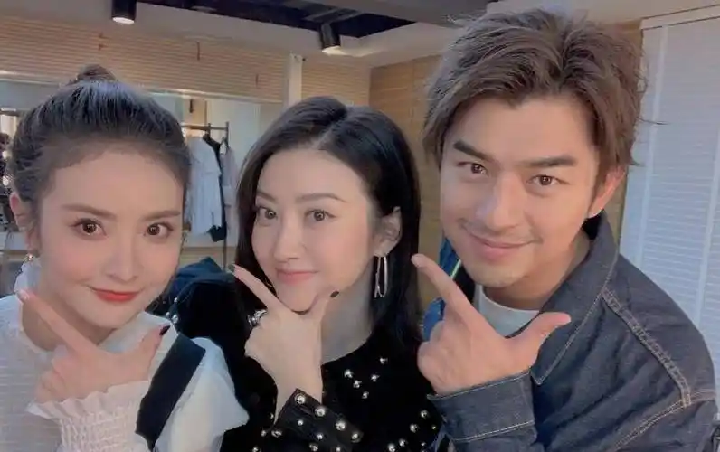 张继科是她的人生导师?景甜,早已从私密照风波中,走了出来!