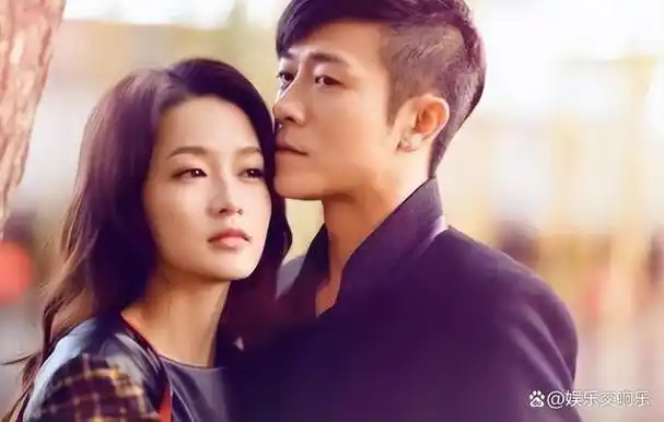 亲妈是导演干妈是导演20年都捧不红他却在娶妻改名后火了