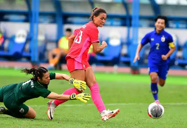 追光| 今晚,期待"铿锵玫瑰"绝境绽放_中国队_韩国队_中国女足