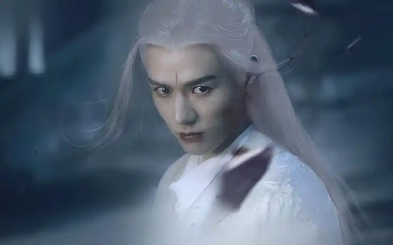 周絮重伤命不久矣,温客行醉酒痛哭,强行双修一夜白发成活死人!