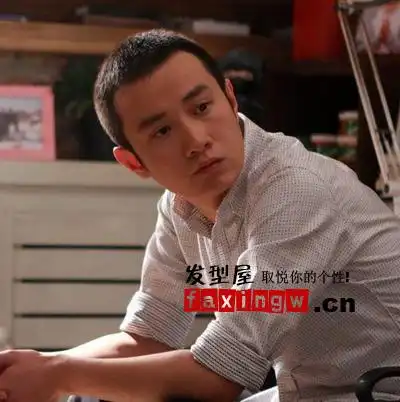 文章的这个发型叫什么?怎么跟理发师说?