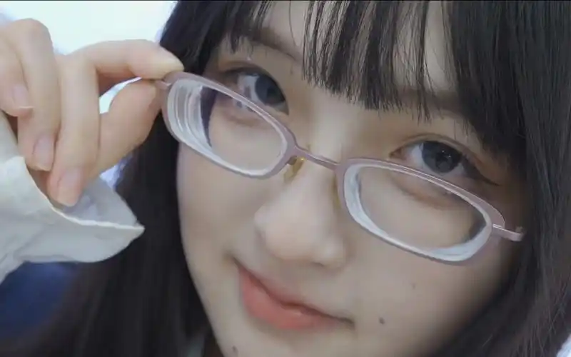 最新瓶底眼镜娘合集,超高度近视2000度以上-vlog视频-搜狐视频