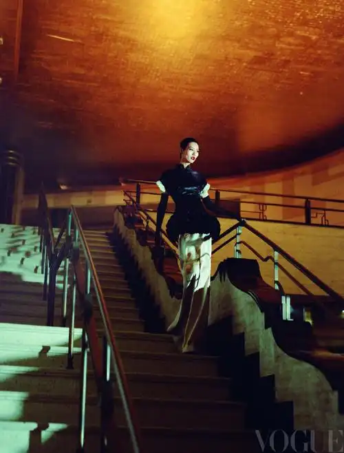 封面大赏##刘雯vogue六月刊封面##刘雯复古电影vogue大片