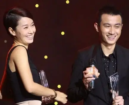 马伊琍比文章大几岁 看看马伊琍文章年龄多大