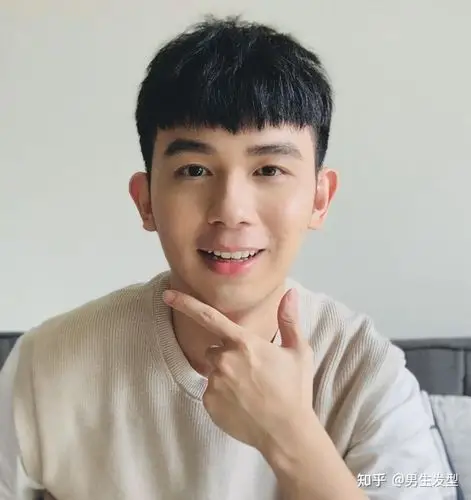 男生不要留过耳发型5款干净利落的短发剪完帅气提升颜值