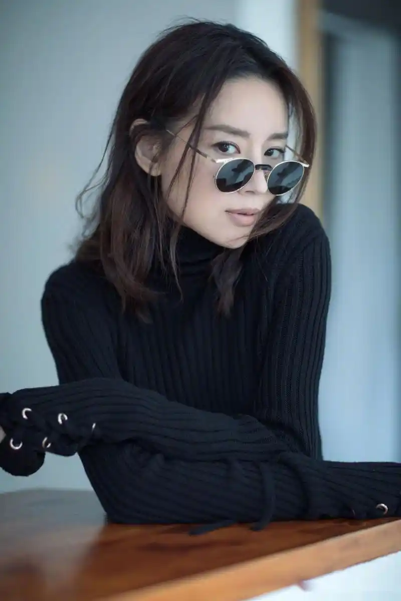 4月19日,生日快乐!董洁