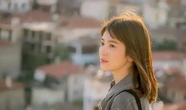 宋慧乔,要不还是换回八字刘海吧!