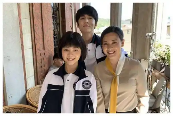 张磊|演员|人生|娱乐圈|婚姻生活_网易订阅