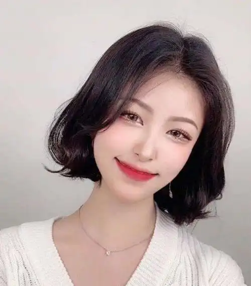 大脸减龄发型2021最新,2021最火短发减龄发型-图片大观-奇异网