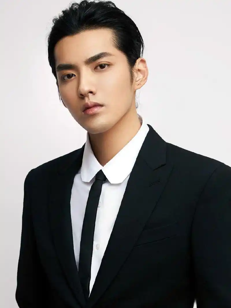 法院认定吴亦凡利用多名被害人醉酒的机会,与他们发生性关系,并作为