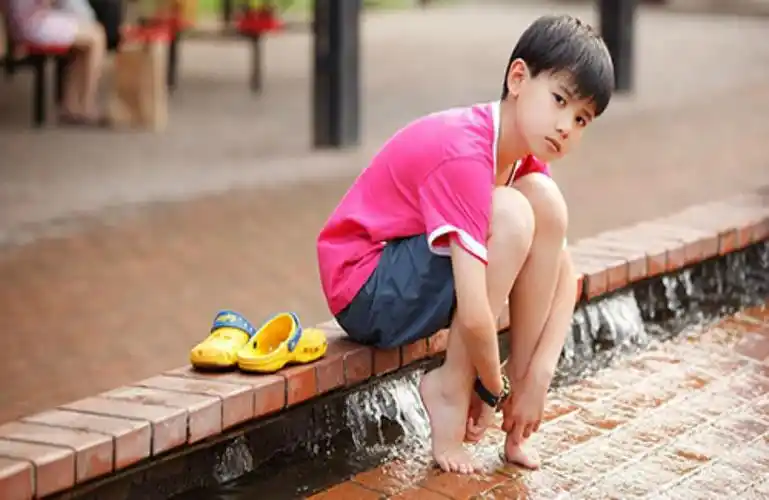 胡先煦变性了吗为什么会有他的女装照而且美得不可方物