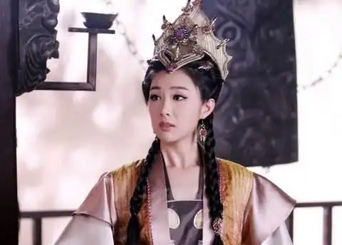 涂黎曼 《封神英雄》邓婵玉90版《封神榜》:女主傅艺伟穿太少,男主