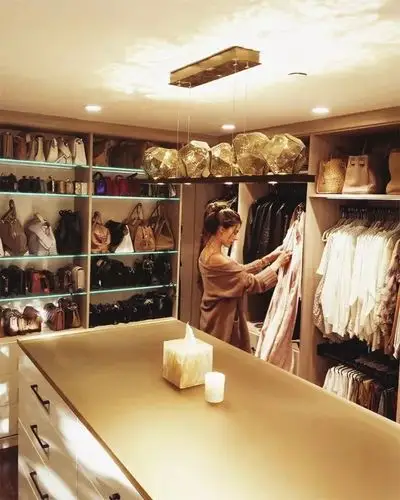 时装焦点丨跟着ok!一起探寻明星衣橱里的秘密!