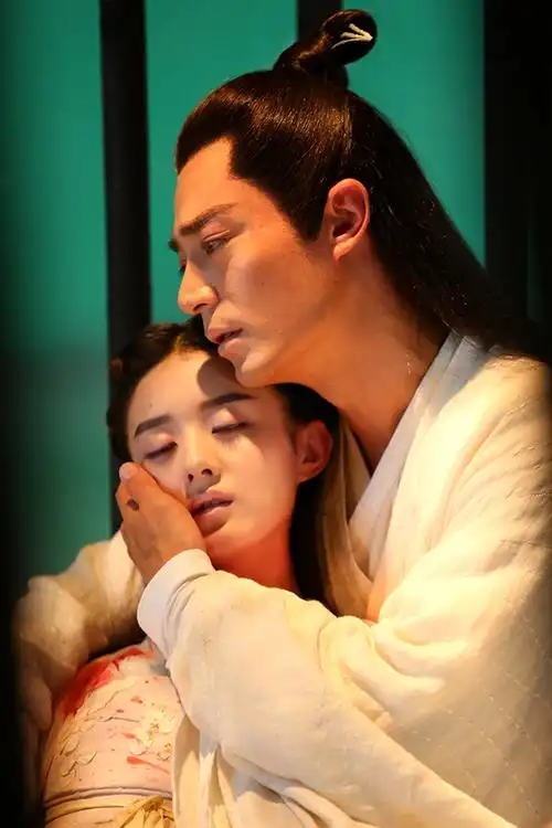 花千骨剧照 小骨 骨头 赵丽颖饰 白子画 霍……_来自小雅茜的图片分享