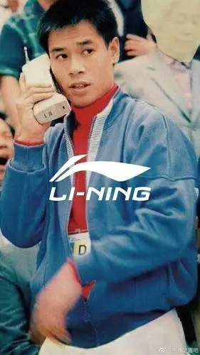 李宁登陆纽约时装周,中国品牌距离"能上相亲"又近了一大步 : 体育产业