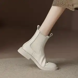 靴女春秋款大头靴白色平底超火圆头短靴子韩系法式小踝靴159人付款108