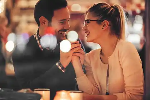 情侣,约会,夜晚,酒吧