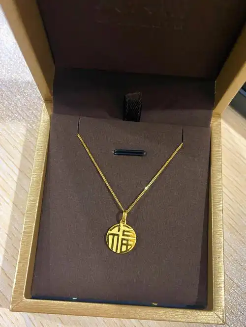 周大福的福牌项链真的绝绝子