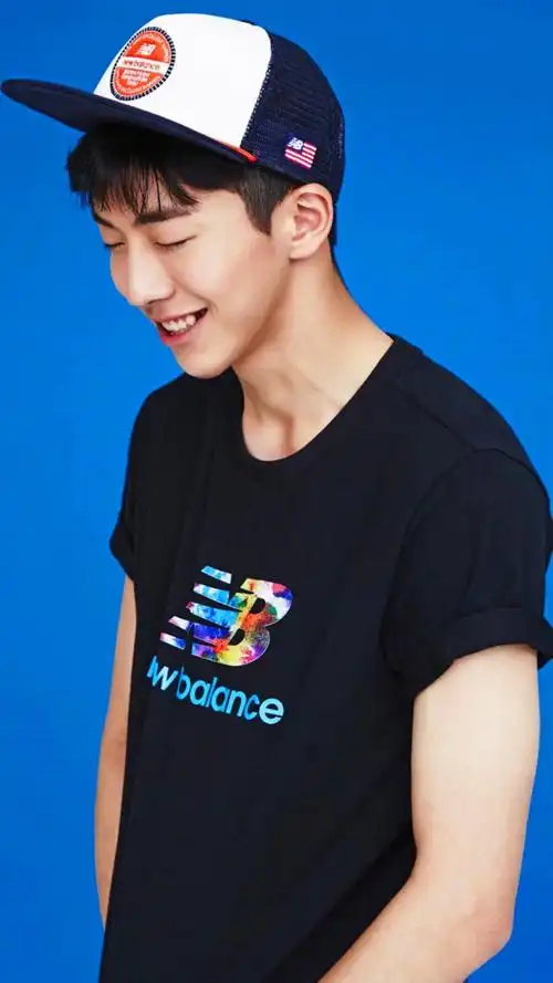 求南柱赫这几张高清大图