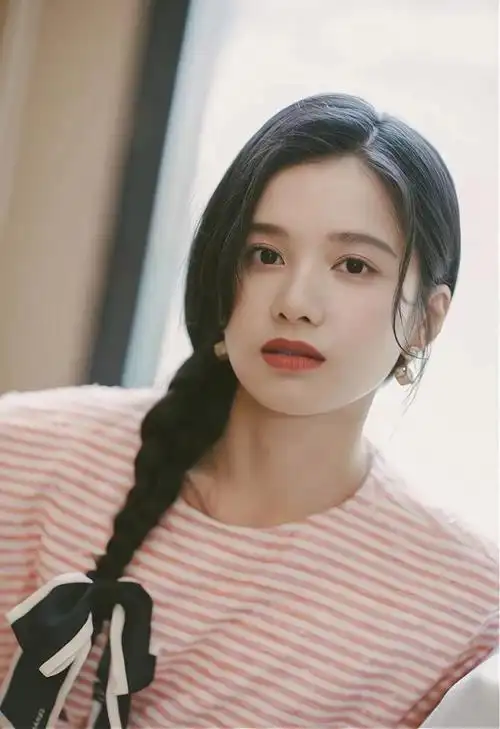 中国女明星名单_年轻女明星有哪些