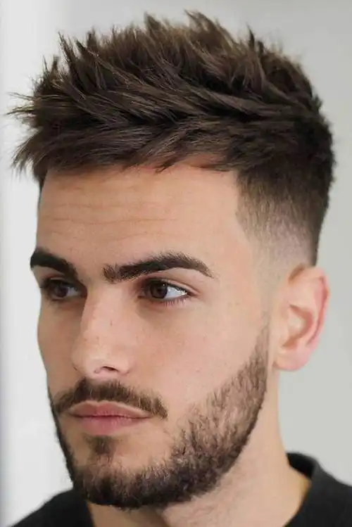 best hairstyles for men with big foreheads & receding hairlines