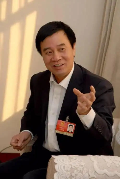 香港张国良特色剪纸