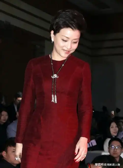 主持人杨澜:骨子里的优雅与知性,你也可以