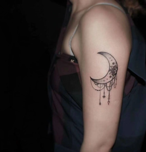 女生大臂纹身图集手臂纹身个性图片