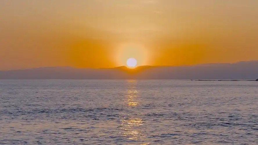 【0723】刘浩存抖音背景图更新