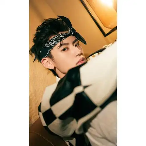 ninepercent小鬼王琳海报宿舍超大墙纸明星写真卧室现代装饰画