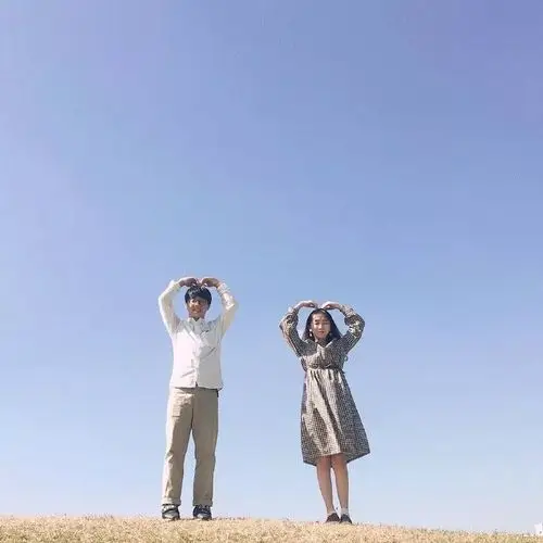 超有爱的情侣拍照姿势大全 愿点赞的小可爱最后都能嫁给爱情