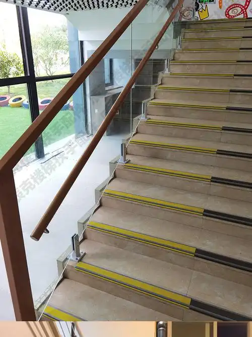楼梯扶手高分子pvc家用木纹靠墙塑木栏杆幼儿园马蹄形圆形护栏【图片