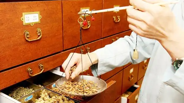 中医对于治疗肿瘤起到的作用有哪些?_成华东区医院_成都东区中医肿瘤