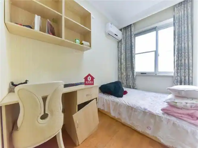 融创熙园三期4室2厅2卫近江南大学太高华莱乌