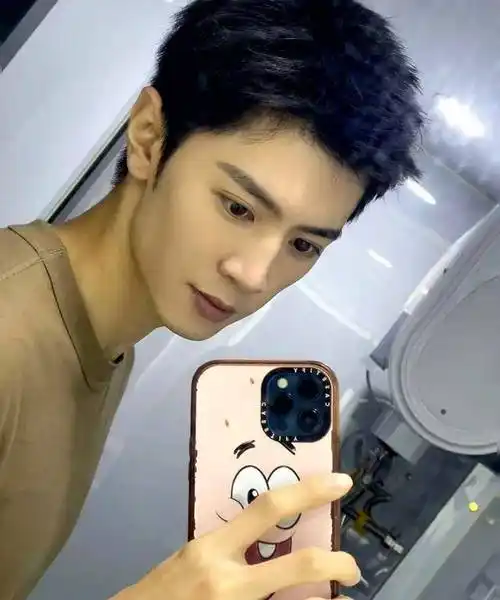 陈哲远为啥要跟迪丽热巴搭档呢?_观众_挑战_演技