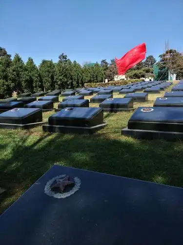 八宝山新建的烈士纪念园 - 美篇