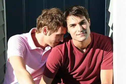 抱紧眼前人电影百度云下载剧照