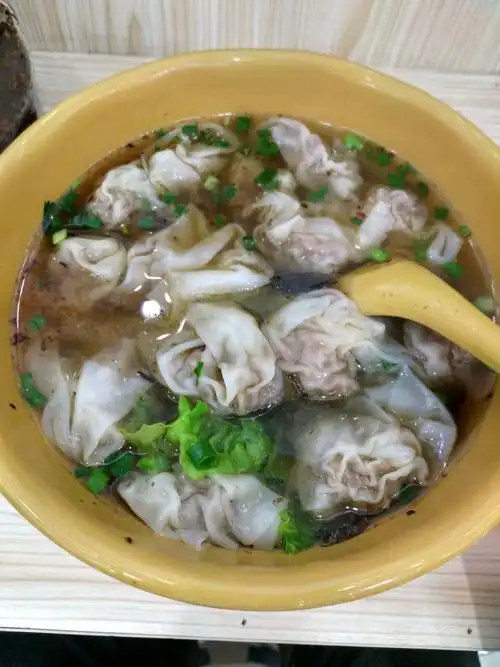 2021发记老上海馄饨铺(宝安区海雅分店)美食餐厅,味道还可以,毕竟是纯