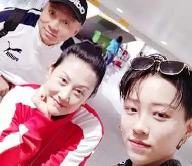 曾力压王俊凯,易烊千玺,蔡徐坤夺冠的她!如今怎么样了?