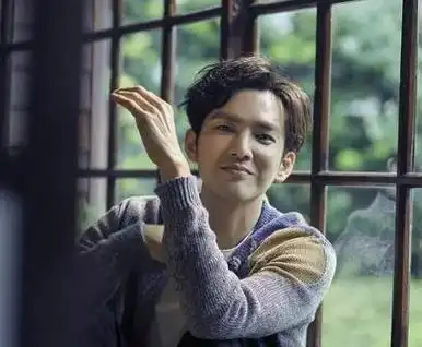 不老男神钟汉良,少年家道中落,从舞者到演员,努力终会发光